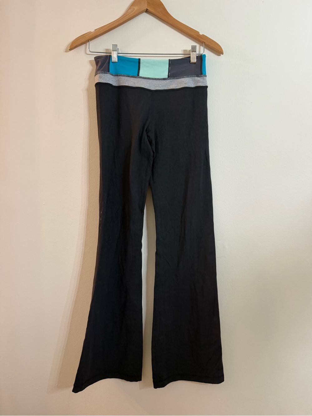 Vintage Style Lululemon Mid Rise Flares